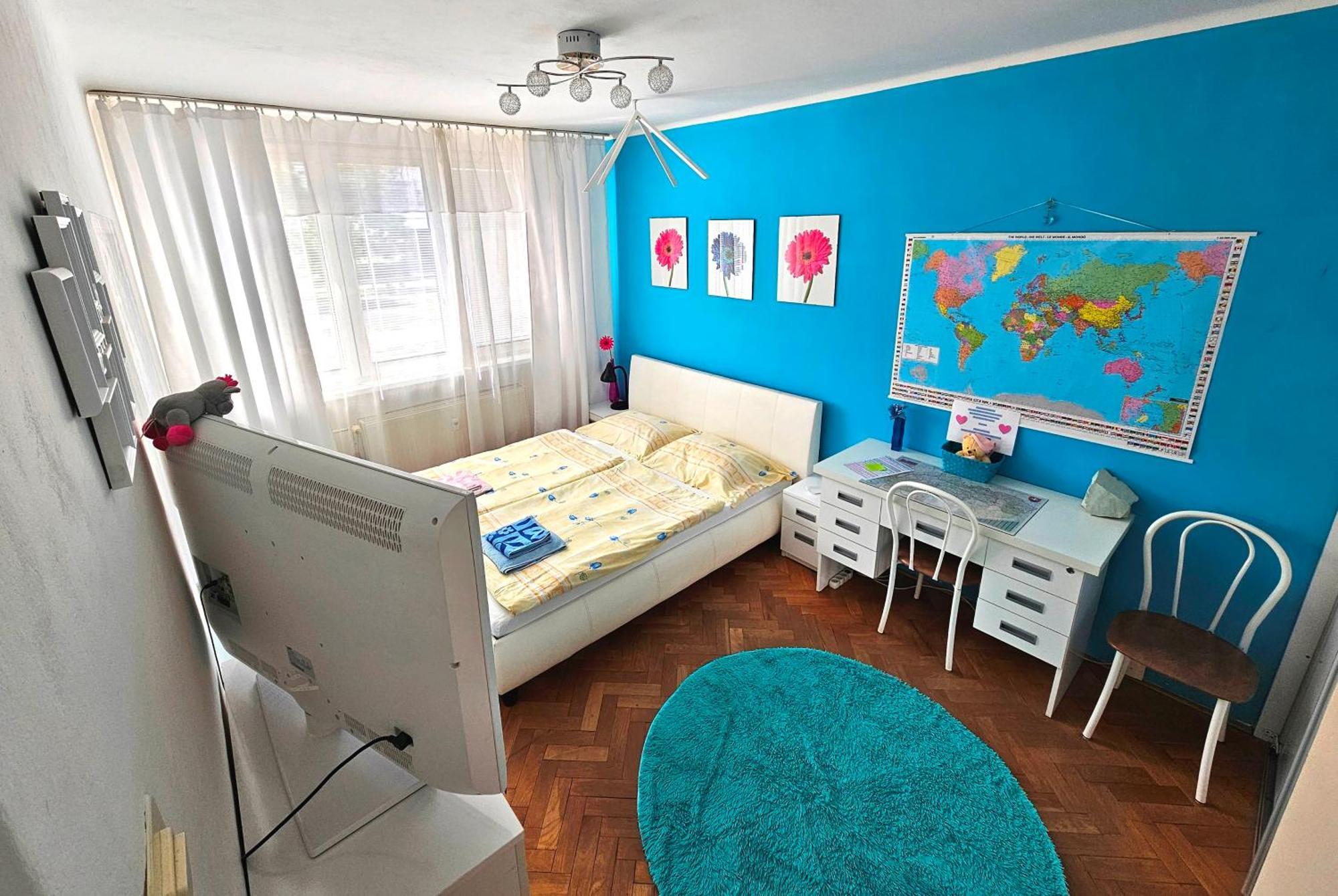 Cozy Blue Apartment Presov Bagian luar foto